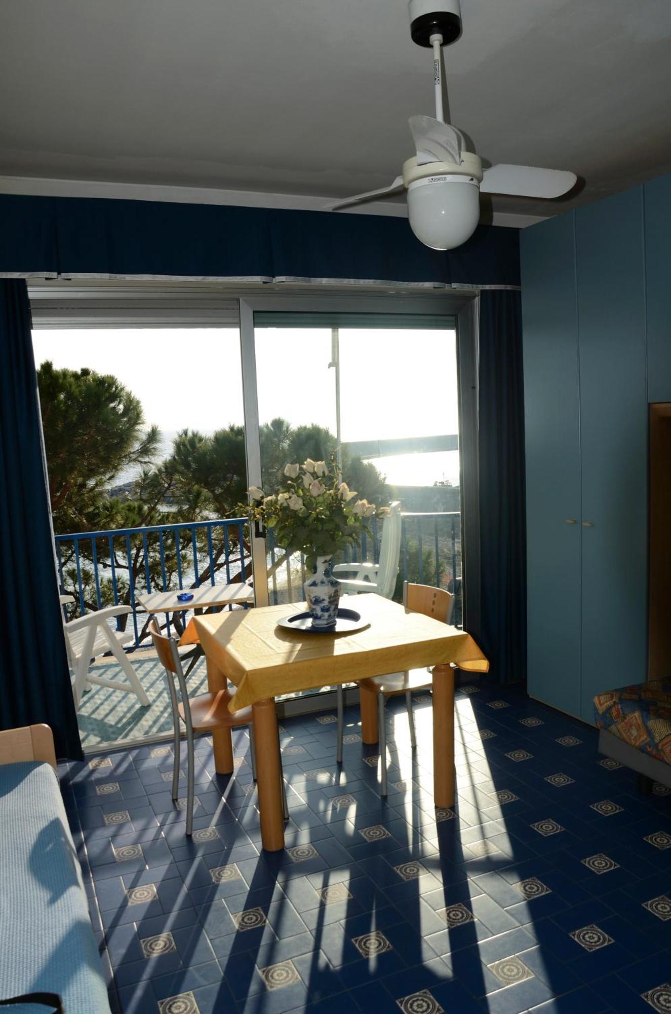 Residence Costa Templada Вентимилья Экстерьер фото